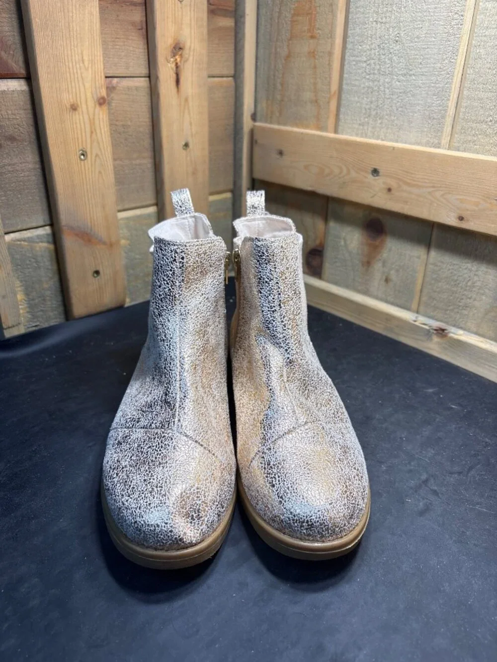 TOMS Youth Girls 10020134 Metallic Chelsea Boots Size US 4 UK 3 EU 36 Booties